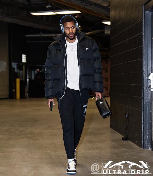 奇才球员入场穿搭展示:气质型男周五造型合集 奇才球员入场穿搭展示:气质型男周五造型合集