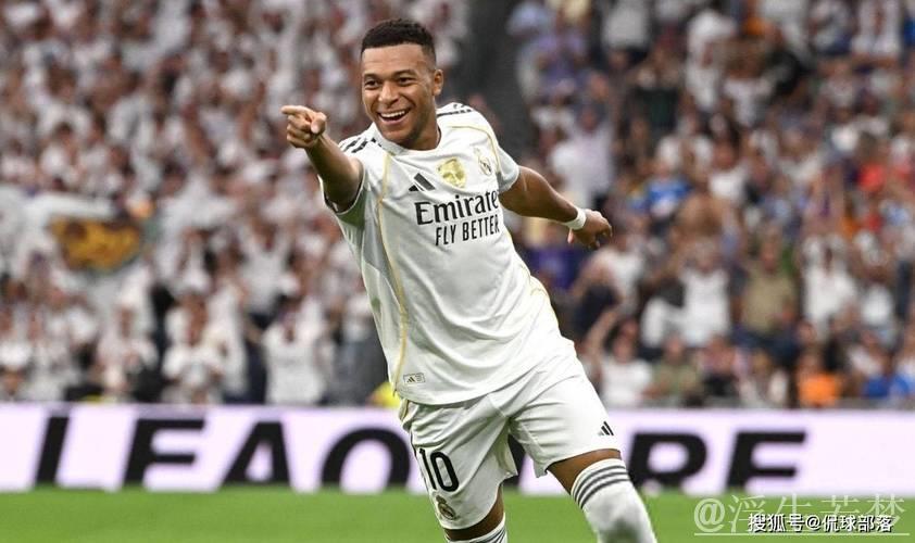 姆巴佩闪耀全场！26岁年轻巨星2球1助攻 助皇马3-0复仇改写69年历史