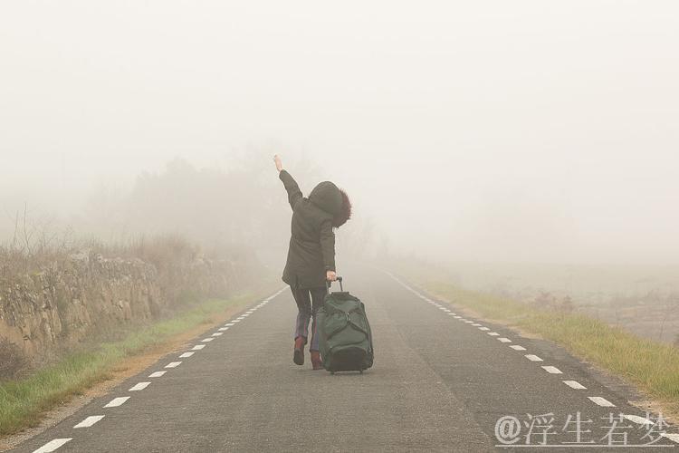 沉静中的较量 暗夜里的逐光